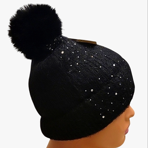 ARVORES Black Ribbed Beanie with Sparkly Gems & Faux Fur Pompom NWT - Picture 7 of 10